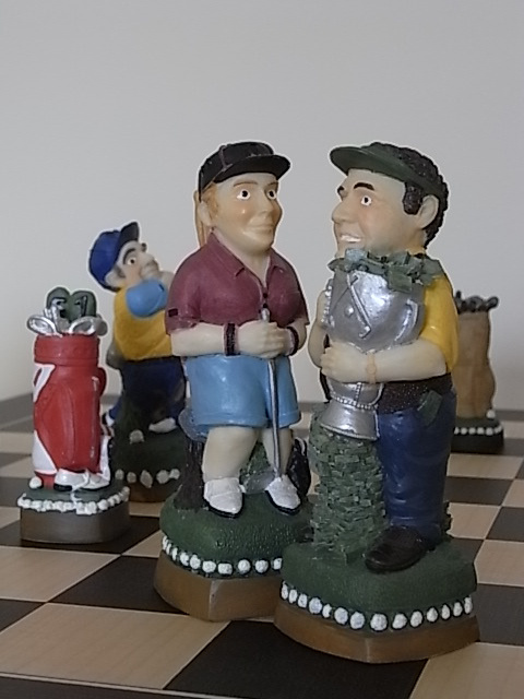 Golf Plain Theme Chess Set
